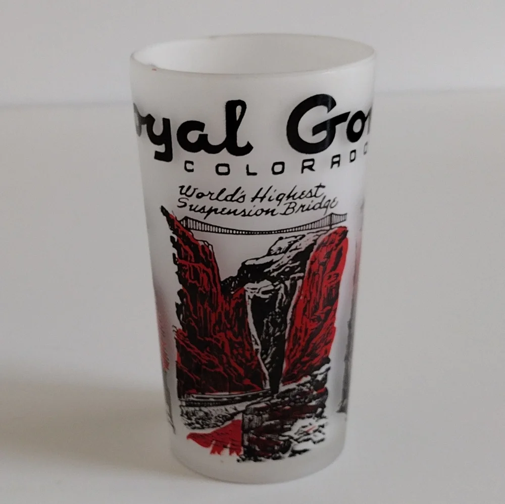 Berthoud Pass Lodge and Royal Gorge Colorado Souvenir Frosted Glasses